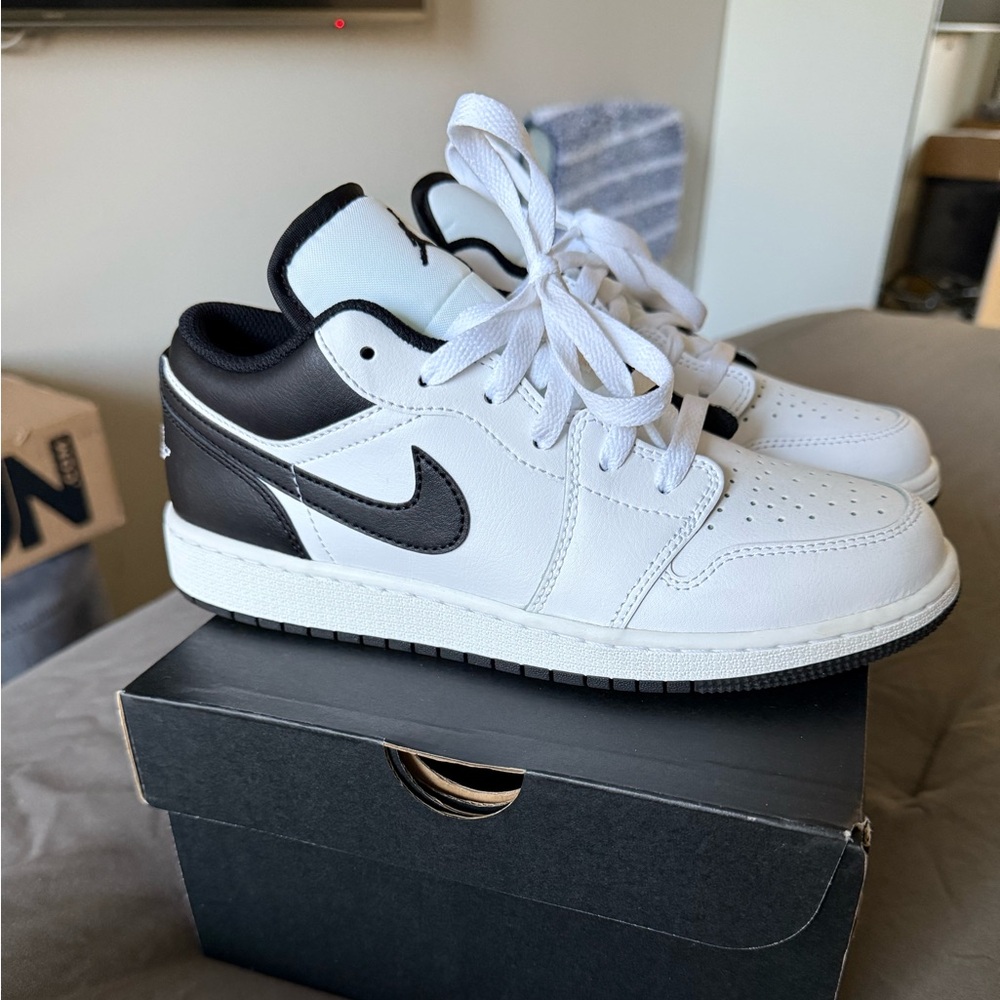 Jordan Kids' Low Sneakers - White and Black